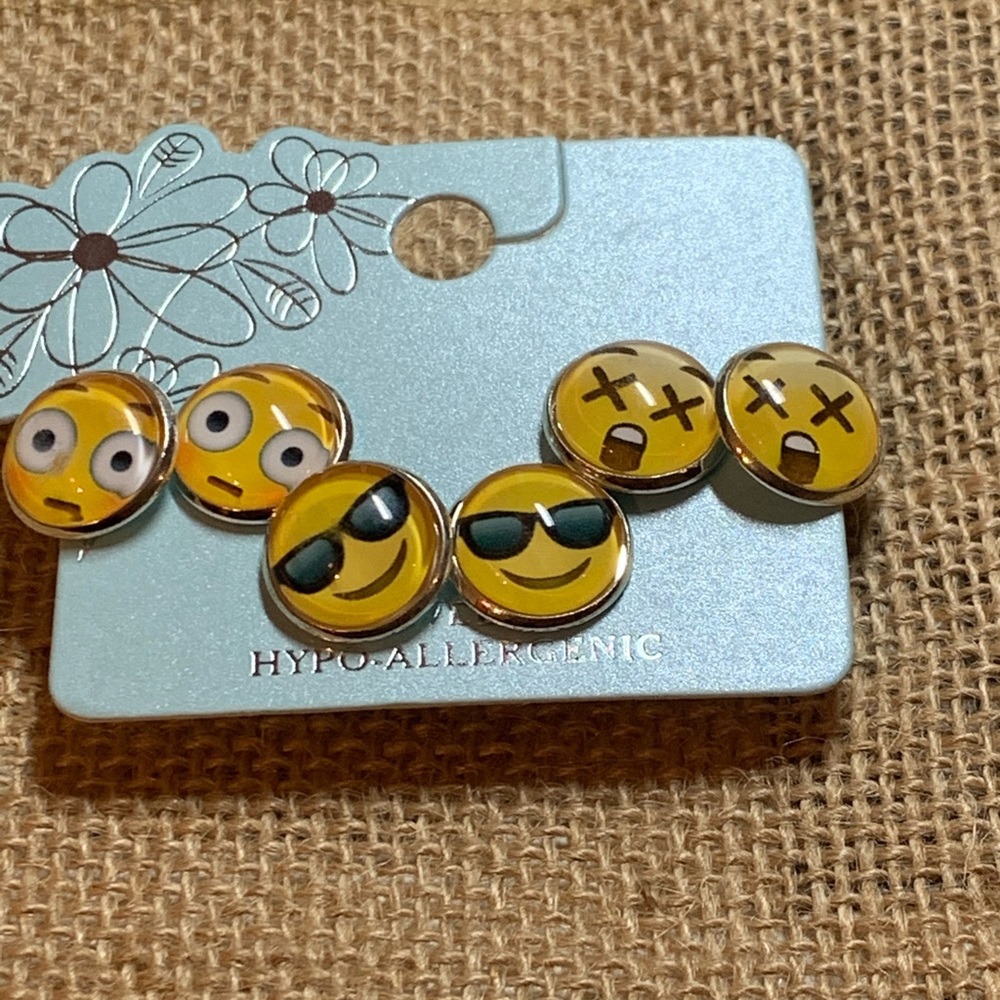 ✨NEW✨ Emojis Earrings. Hypoallergenic.